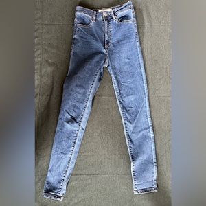 Garage women’s blue jeans size zero